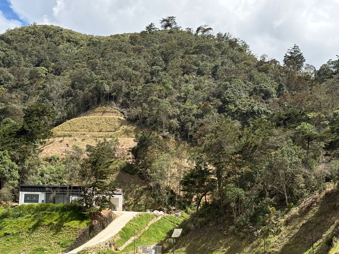 Land in Santa Elena (2774 m²) for Sale - 4