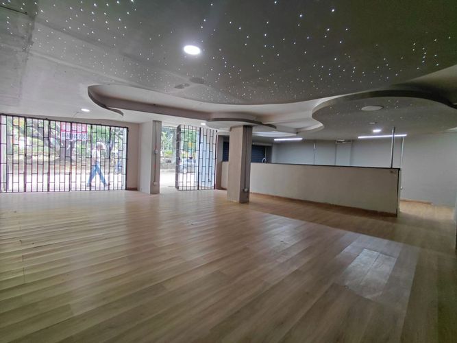 Local en arriendo en San Fernando Viejo, Cali, 572 m² · foto 4 de 24