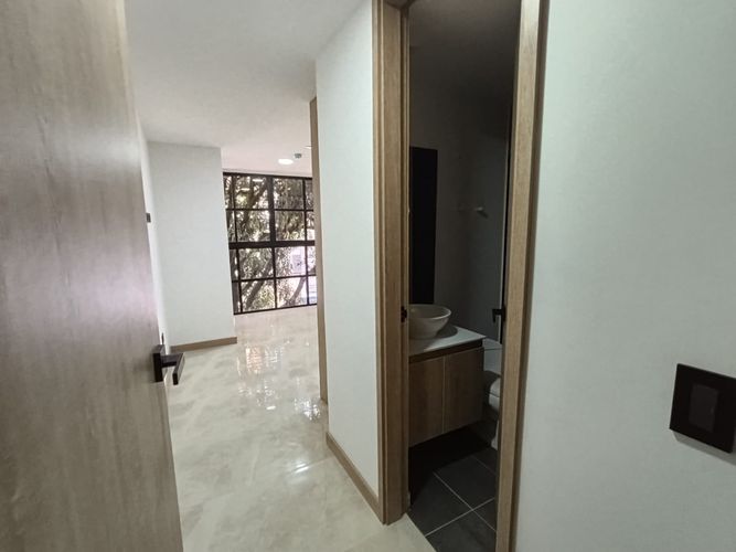 Apartaestudio en arriendo en La Candelaria, Medellín, 18 m² · foto 2 de 16