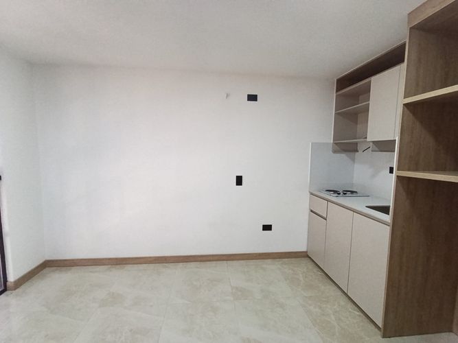 Apartaestudio en arriendo en La Candelaria, Medellín, 18 m² · foto 3 de 16