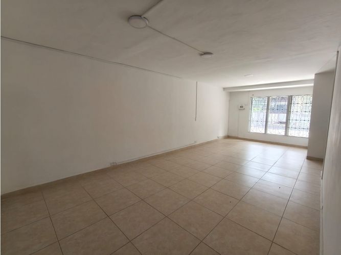 Local en venta en Belén, Medellín, 600 m² · foto 9 de 17