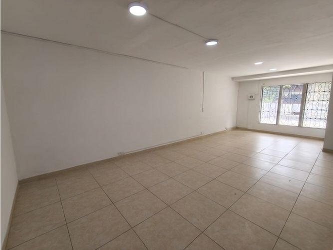 Local en venta en Belén, Medellín, 600 m² · foto 11 de 17