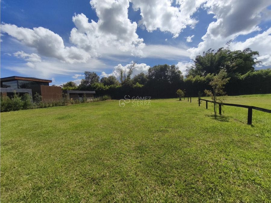 Land in Santa Elena (1600 m²) for Sale