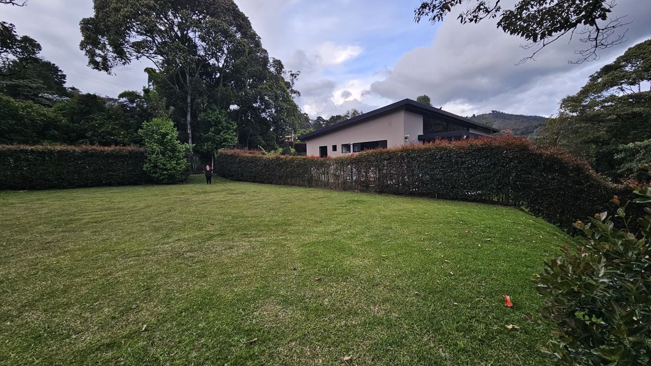 Land in Santa Elena (2942 m²) for Sale