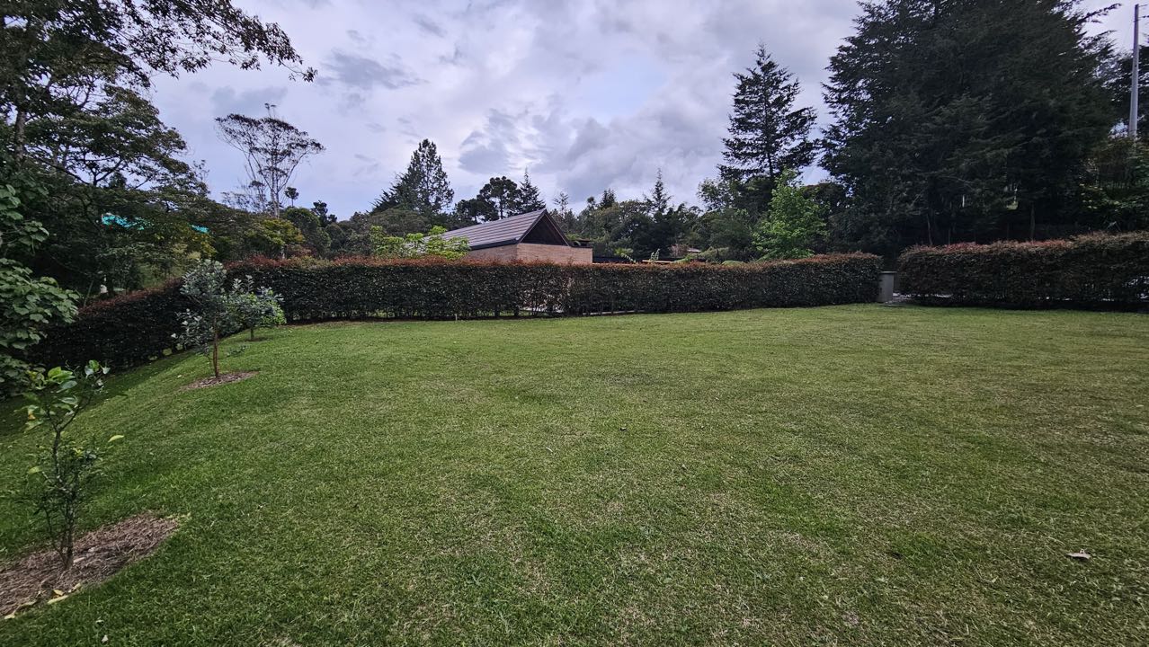 Land in Santa Elena (2942 m²) for Sale - 2