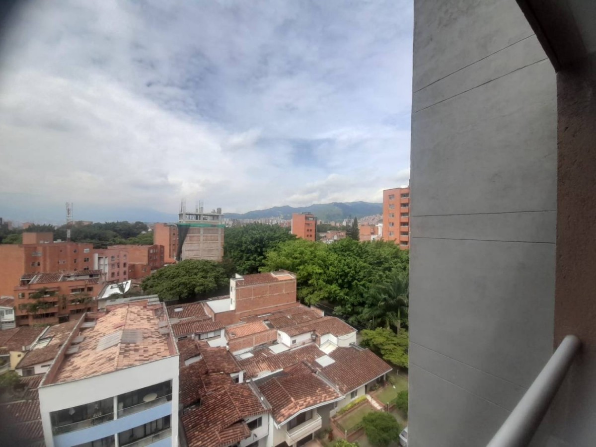 Apartaestudio en arriendo en Laureles, Medellín · foto 9 de 14