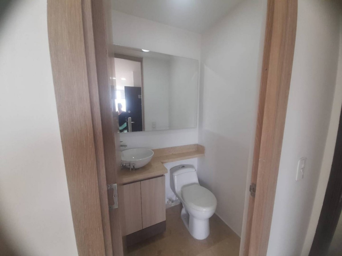 Apartaestudio en arriendo en Laureles, Medellín · foto 12 de 14