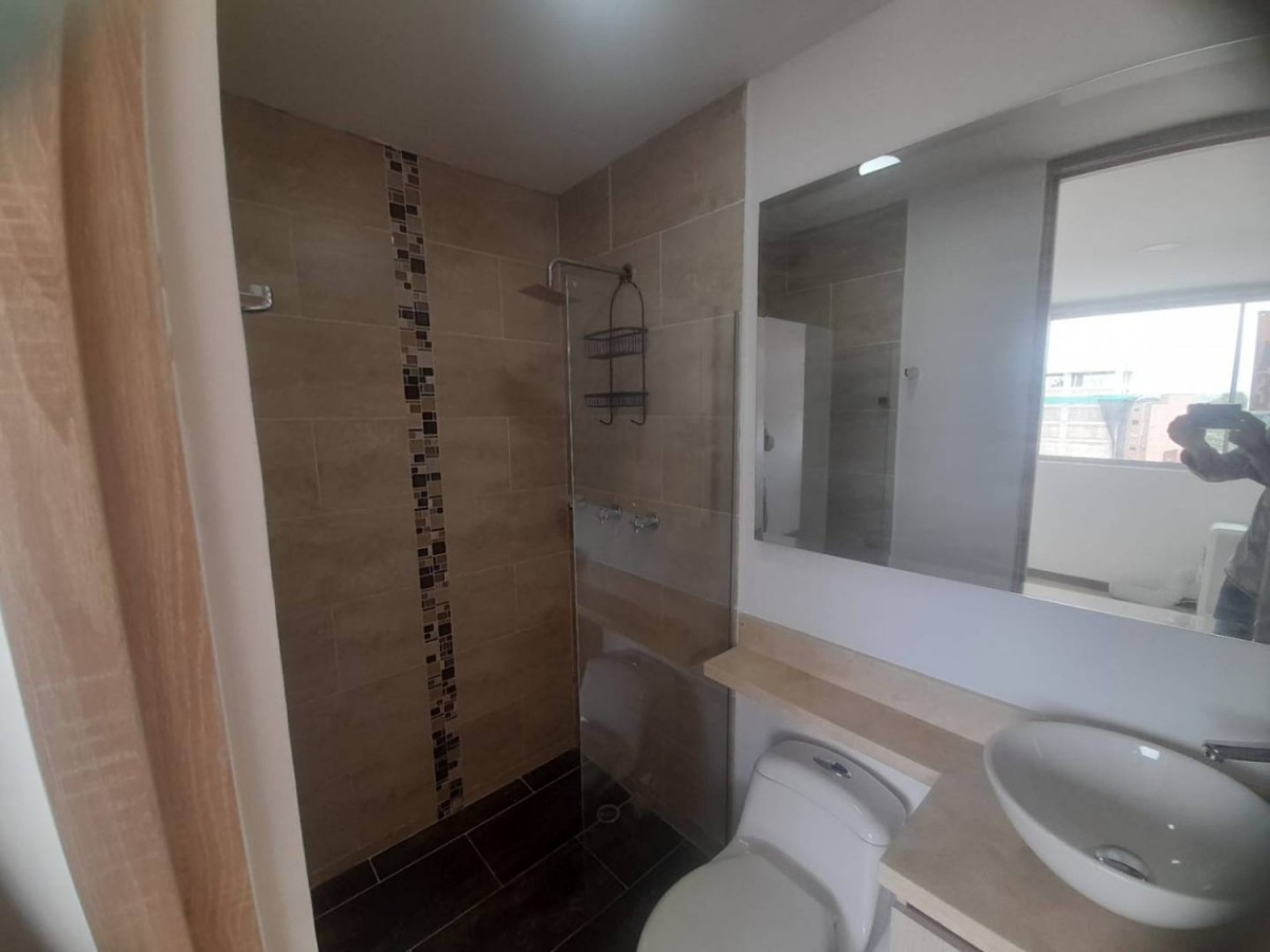 Apartaestudio en arriendo en Laureles, Medellín · foto 14 de 14
