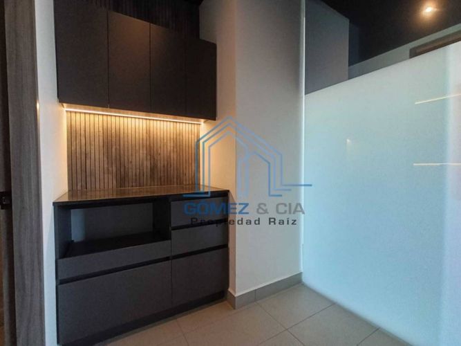 Oficina en arriendo en Milla De Oro, Medellín, 60 m² · foto 4 de 12