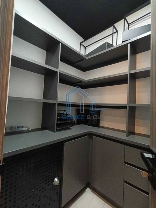 Oficina en arriendo en Milla De Oro, Medellín, 60 m² · foto 8 de 12
