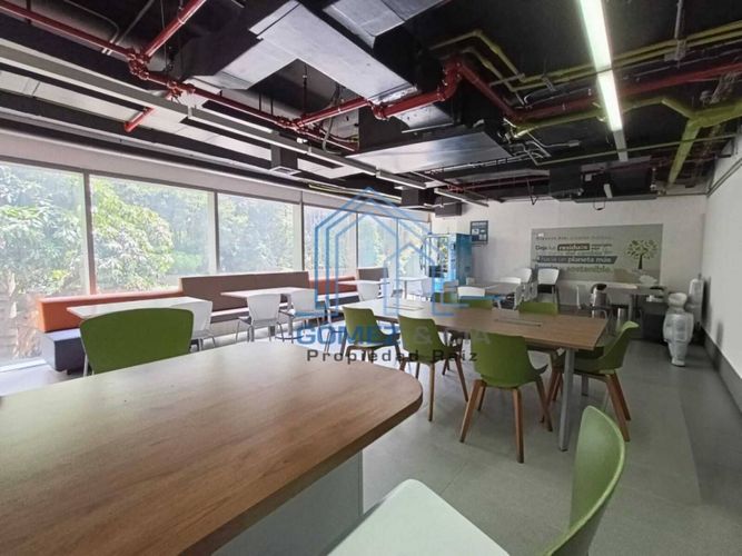Oficina en arriendo en Milla De Oro, Medellín, 60 m² · foto 11 de 12