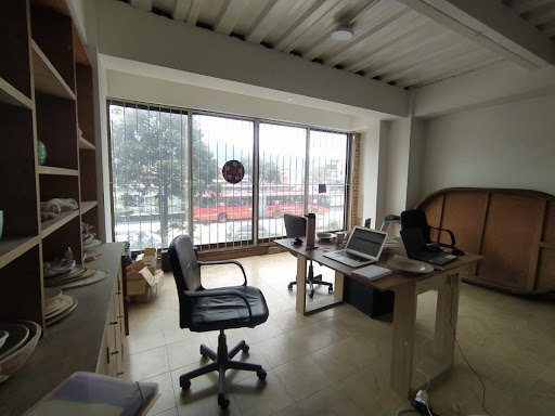Casa en venta en Barrios Unidos, Bogotá · foto 2 de 16