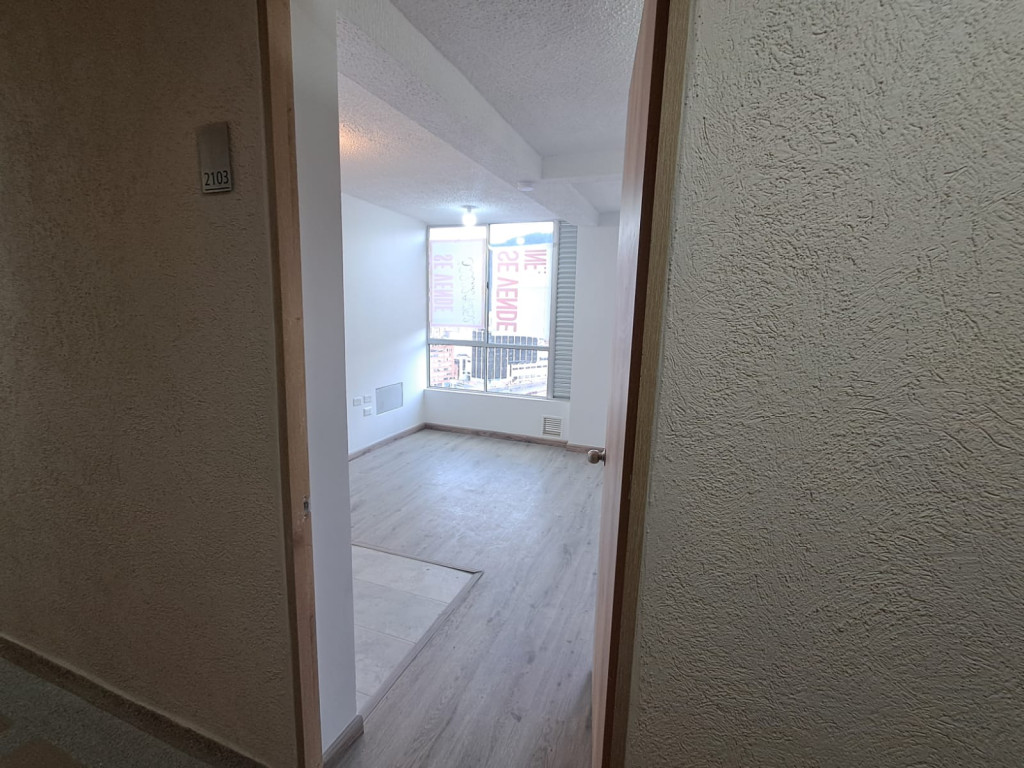 Apartamento en venta en Usatama, Bogotá · foto 2 de 14