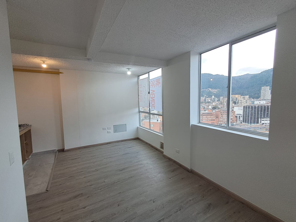 Apartamento en venta en Usatama, Bogotá · foto 4 de 14