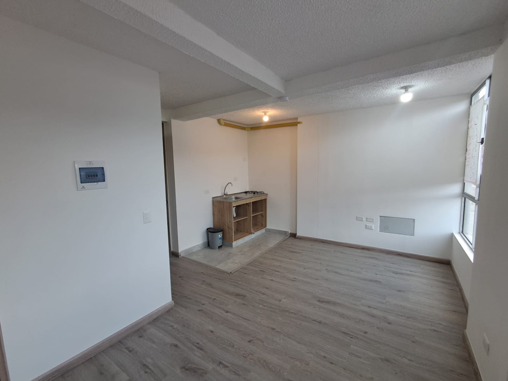 Apartamento en venta en Usatama, Bogotá · foto 7 de 14
