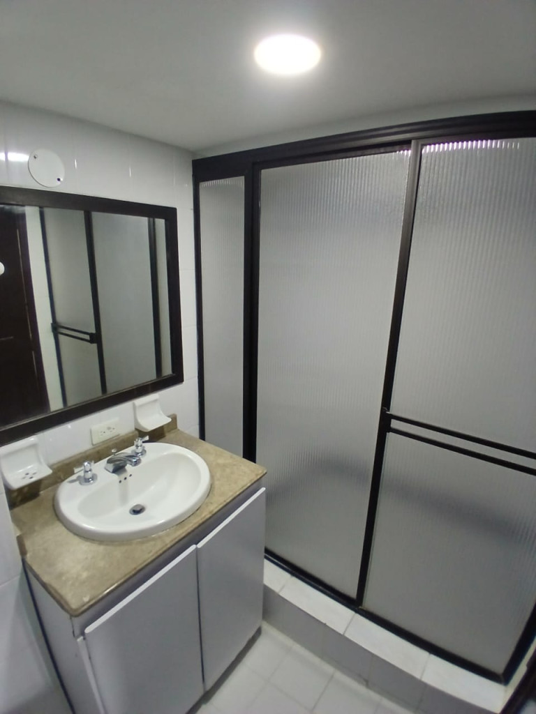 Apartamento en venta en Pinares, Pereira · foto 13 de 21