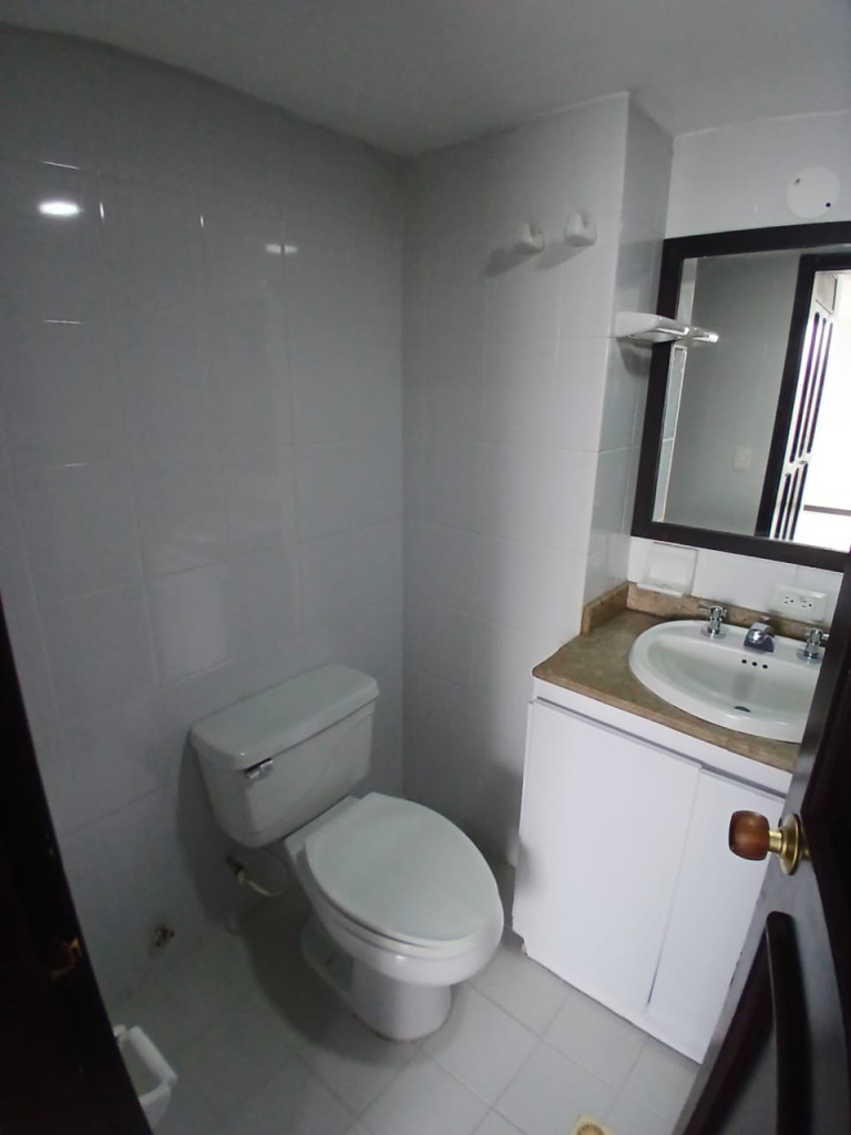 Apartamento en venta en Pinares, Pereira · foto 17 de 21