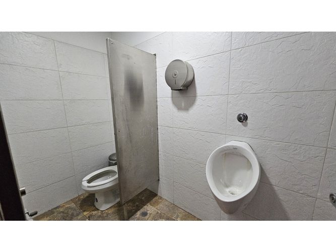 Edificio en arriendo en El Estadio, Chía, 356 m² · foto 7 de 23