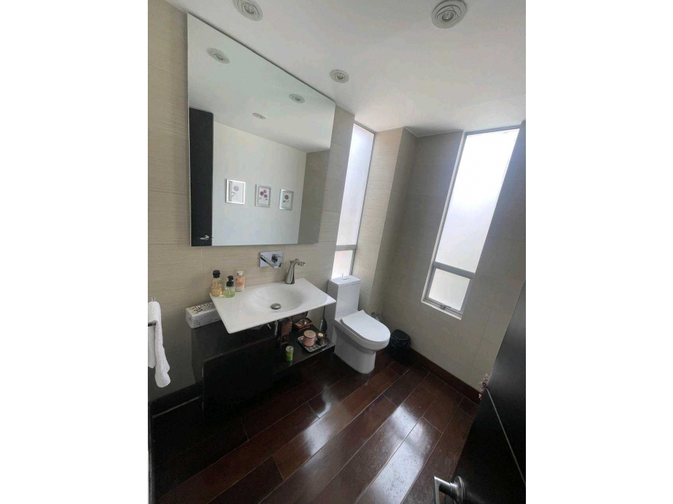 Casa en venta en Cerros De Suba, Bogotá · foto 3 de 7