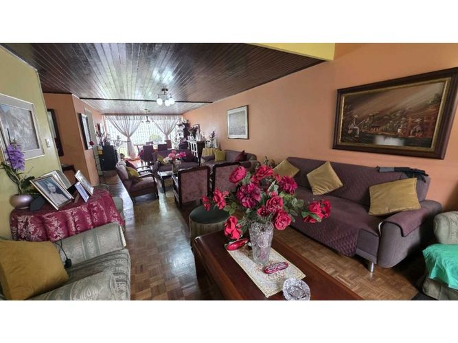 Casa de 3 alcobas en venta en Pontevedra, Bogotá, 407 m² · foto 4 de 21