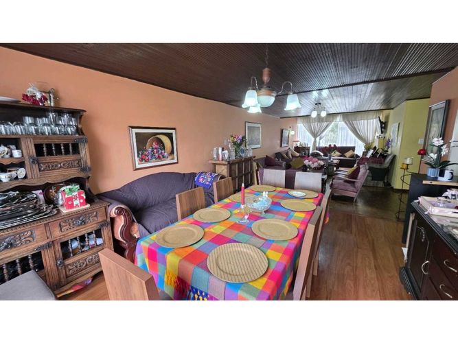 Casa de 3 alcobas en venta en Pontevedra, Bogotá, 407 m² · foto 6 de 21