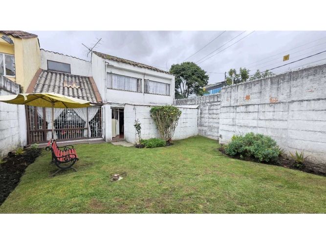 Casa de 3 alcobas en venta en Pontevedra, Bogotá, 407 m² · foto 12 de 21