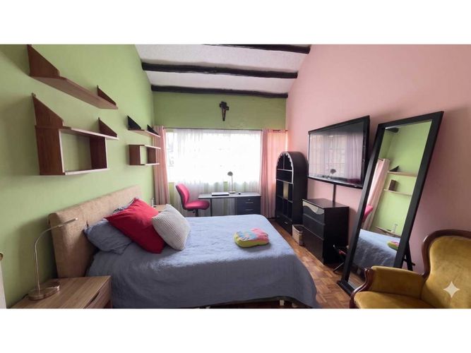 Casa de 3 alcobas en venta en Pontevedra, Bogotá, 407 m² · foto 16 de 21