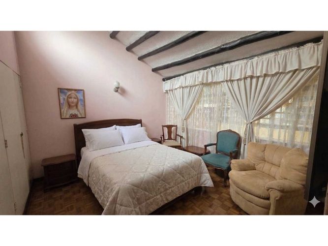 Casa de 3 alcobas en venta en Pontevedra, Bogotá, 407 m² · foto 20 de 21