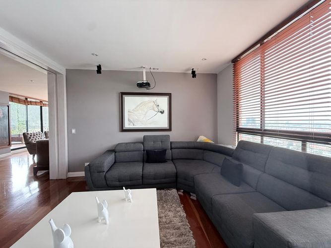 Apartamento de 3 alcobas en venta en Santa Barbara Oriental, Bogotá, 350 m² · foto 7 de 17