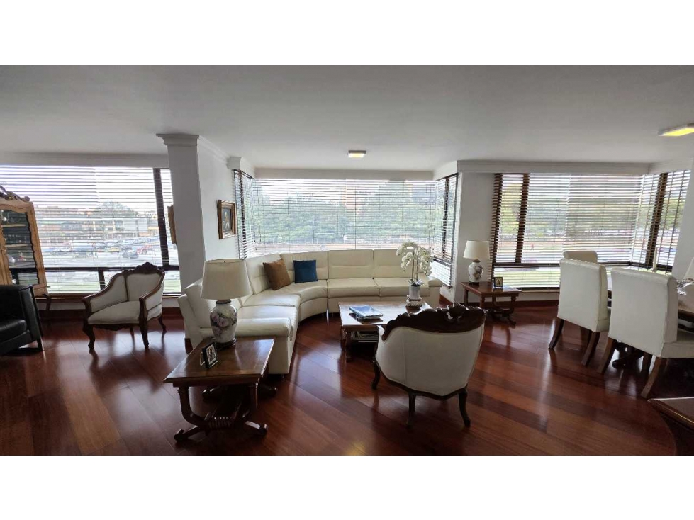 Apartamento en venta en Chico Norte, Bogotá · foto 5 de 23
