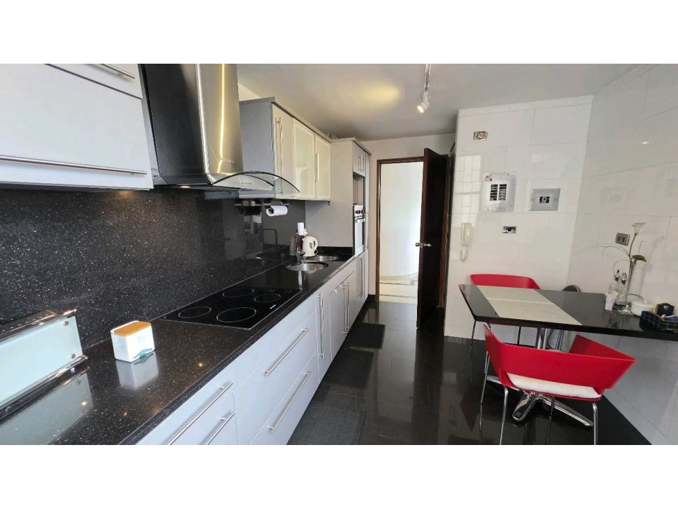 Apartamento en venta en Chico Norte, Bogotá · foto 7 de 23