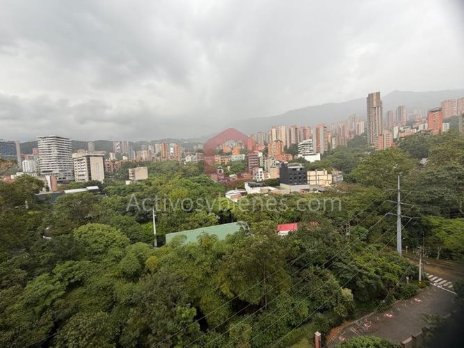 Apartamento de 4 alcobas en venta en La Florida, Medellín, 210 m² · foto 6 de 24