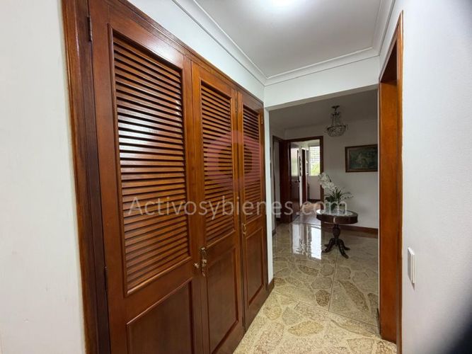 Apartamento de 4 alcobas en venta en La Florida, Medellín, 210 m² · foto 10 de 24