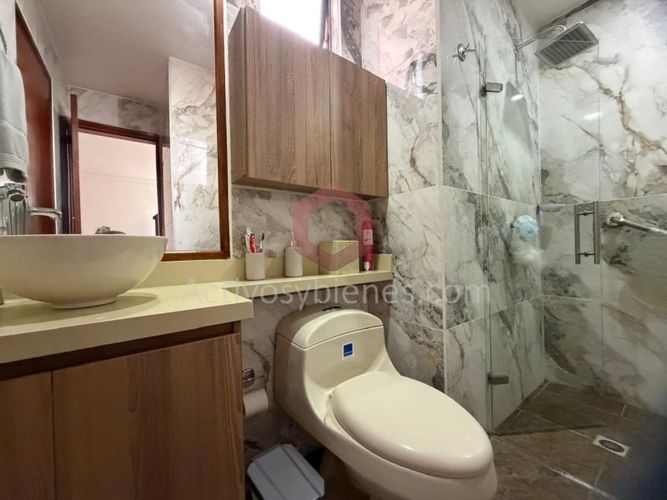 Apartamento de 4 alcobas en venta en La Florida, Medellín, 210 m² · foto 19 de 24