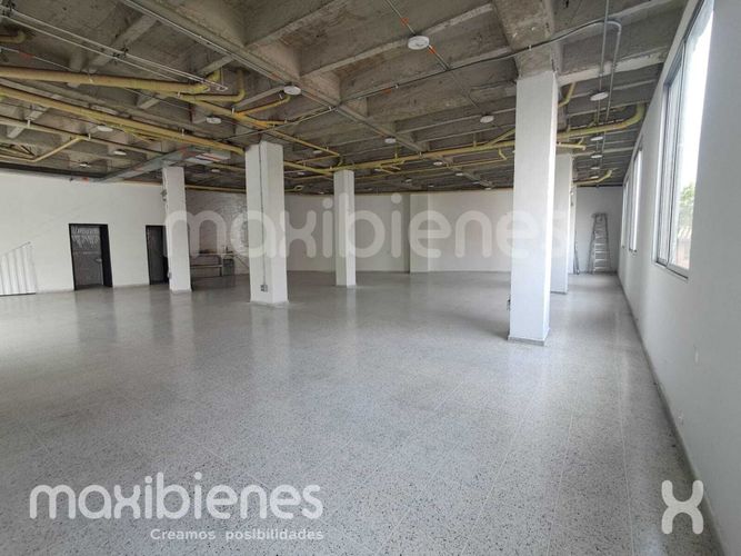 Local en arriendo en Villa Flora, Medellín, 125 m² · foto 3 de 12