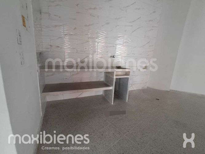 Local en arriendo en Villa Flora, Medellín, 125 m² · foto 8 de 12