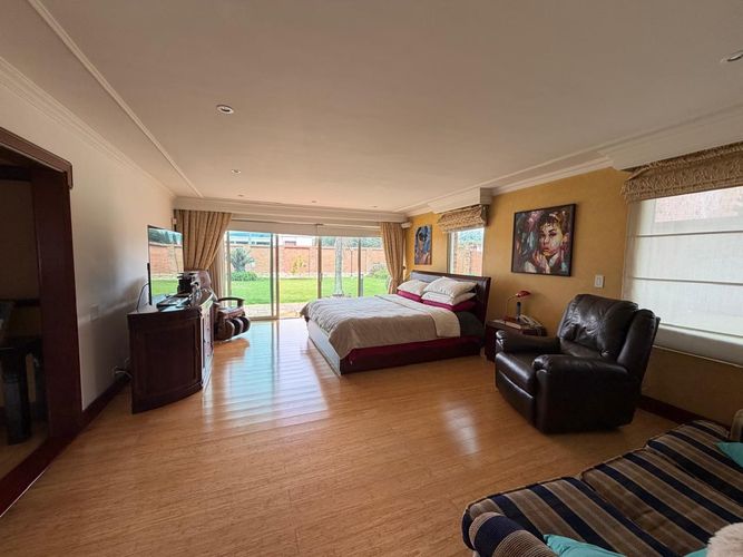 Casa de 4 alcobas en venta en San Jose De Bavaria, Bogotá, 600 m² · foto 13 de 24