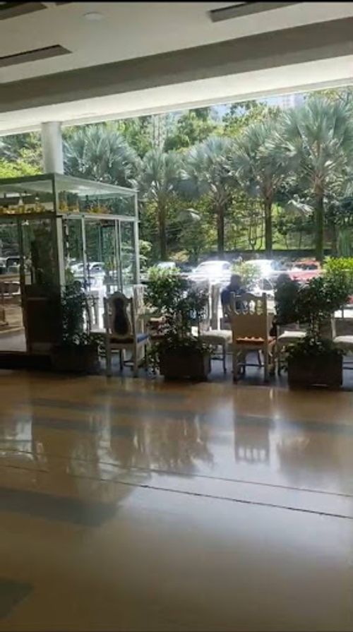 Local en arriendo en Los Naranjos, Medellín, 50 m² · foto 3 de 11