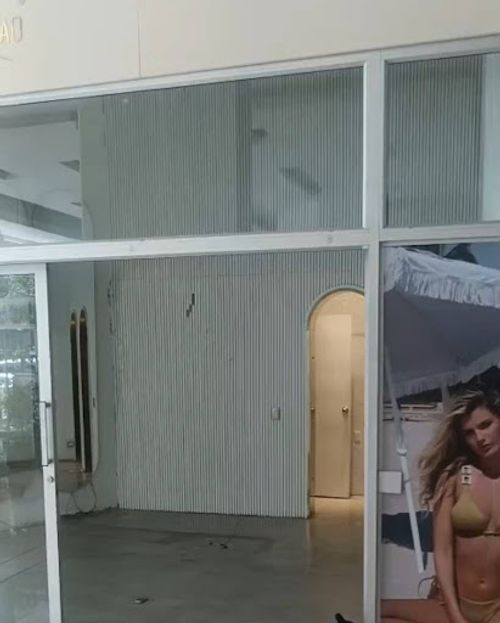 Local en arriendo en Los Naranjos, Medellín, 50 m² · foto 9 de 11