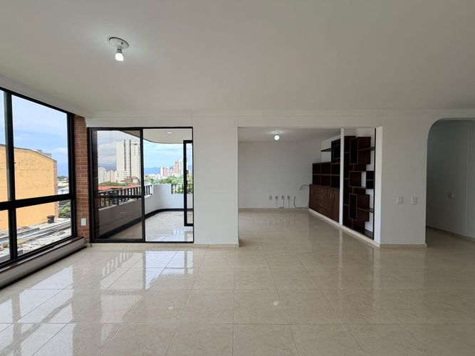 Apartamento de 4 alcobas en venta en Cabecera Del Llano, Bucaramanga, 134 m² · foto 12 de 12