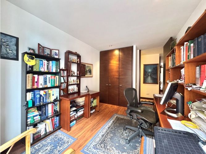 Apartamento de 3 alcobas en venta en Chicó Reservado, Bogotá, 166 m² · foto 15 de 18
