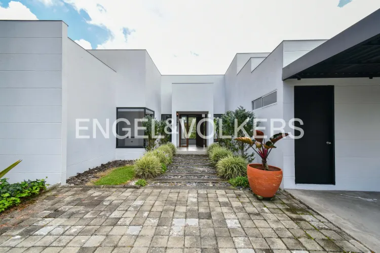 Casa de 4 alcobas en venta en Llano Grande, Rionegro, 305 m² · foto 13 de 13