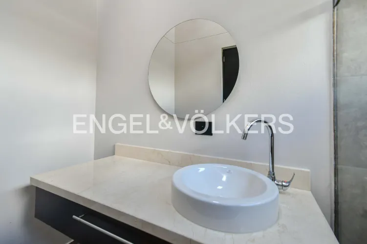 Casa de 4 alcobas en venta en Llano Grande, Rionegro, 305 m² · foto 11 de 13