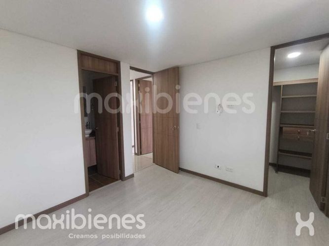 Apartamento de 3 alcobas en arriendo en Las Cometas, Itagüí, 64 m² · foto 8 de 13
