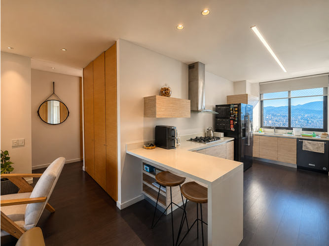 Apartamento de 3 alcobas en venta en El Poblado, Medellín, 130 m² · foto 5 de 10