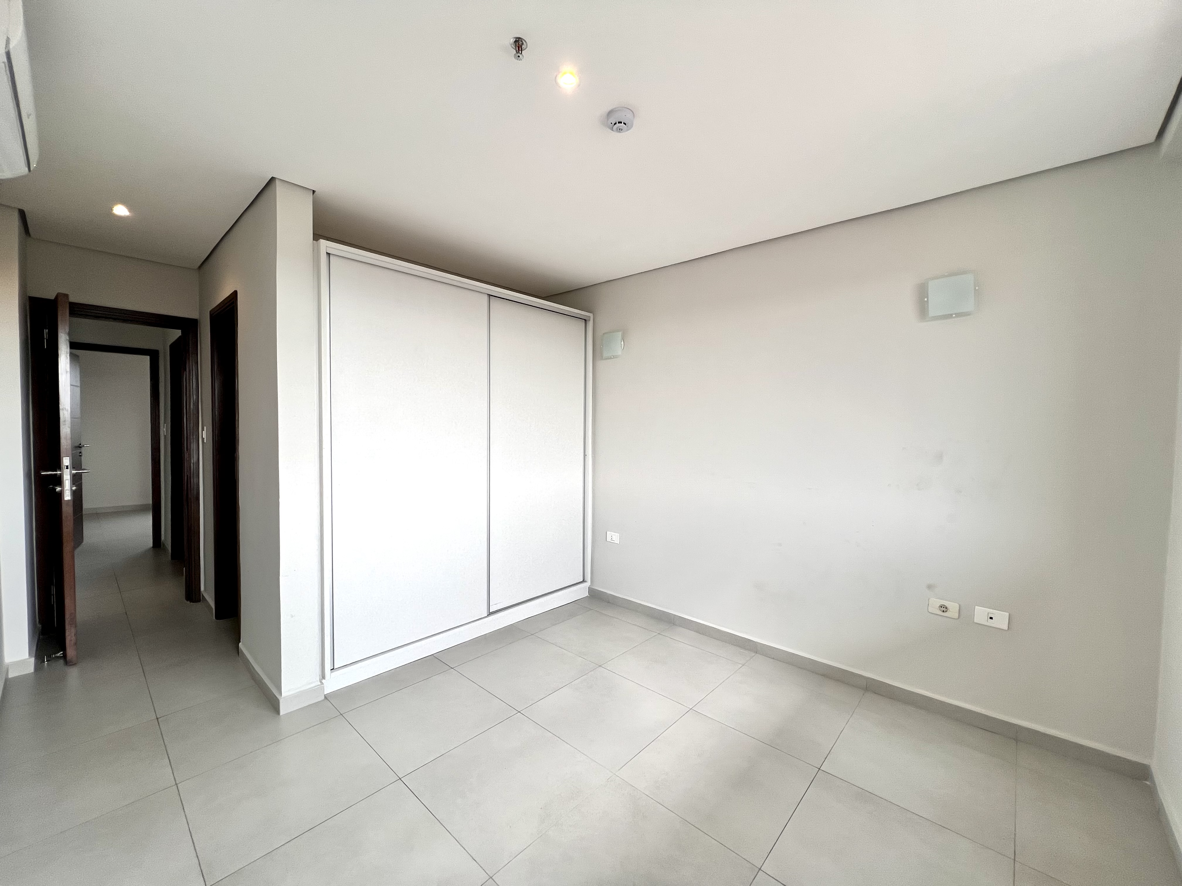 OFERTA DEPARTAMENTO DE DOS DORMITORIOS EN VILLAMORRA - foto 1