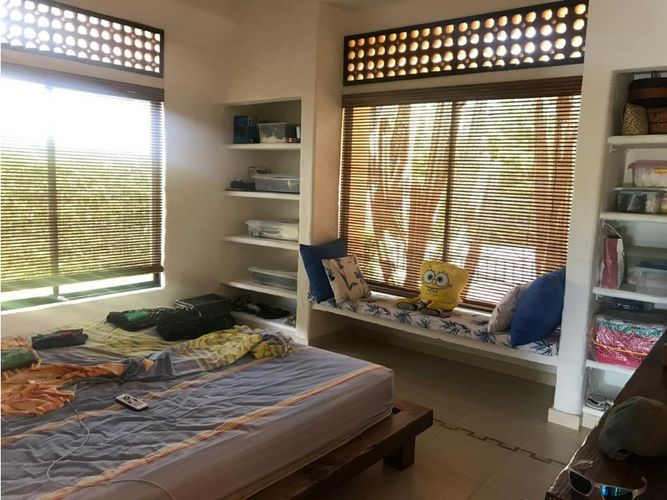 Casa de 3 alcobas en venta en Las Varas, Ricaurte, 231 m² · foto 18 de 24