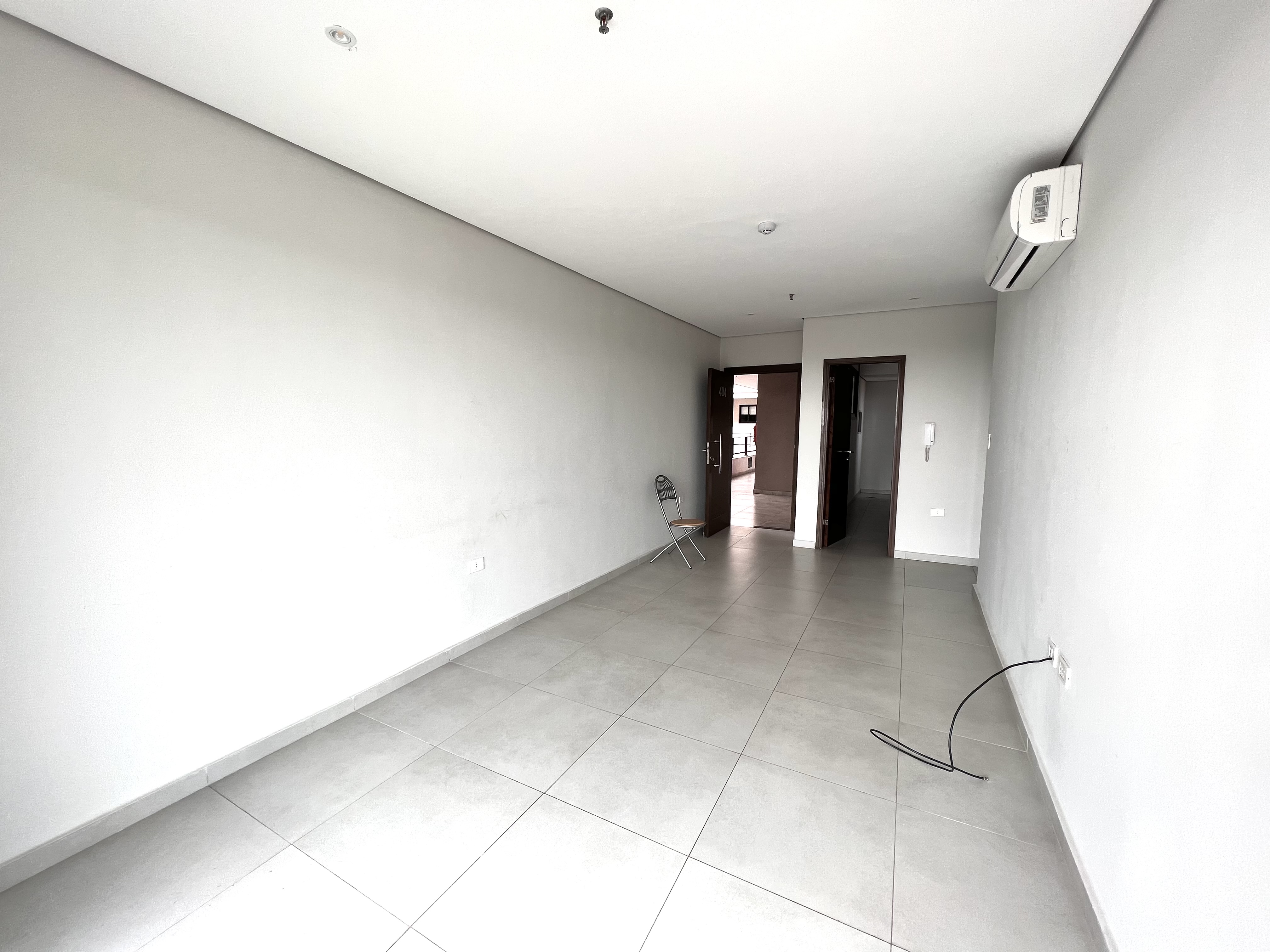 OFERTA DEPARTAMENTO DE DOS DORMITORIOS EN VILLAMORRA - foto 2
