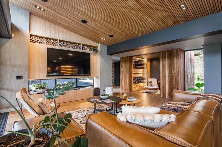 Casa de 4 alcobas en venta en Loma Del Chocho, Envigado, 420 m² · foto 2 de 24
