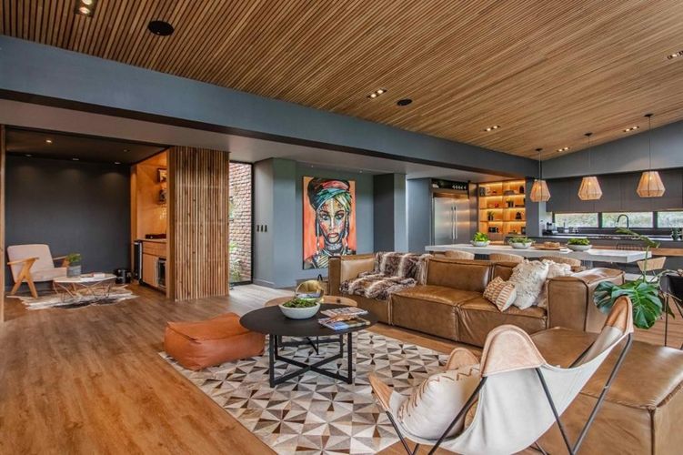 Casa de 4 alcobas en venta en Loma Del Chocho, Envigado, 420 m² · foto 3 de 24